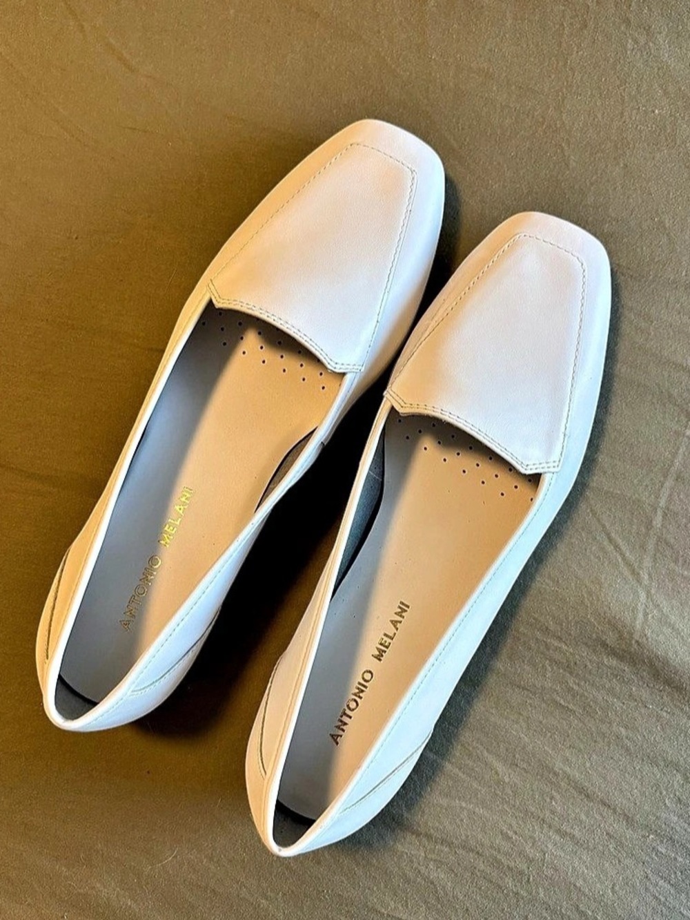 BRAND NEW Antonio Melani Women's Loafers Cream US 7.5